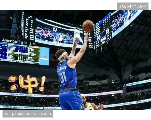 克莱·汤普森三分火力提升显著，关键时刻拉开勇士攻防差距