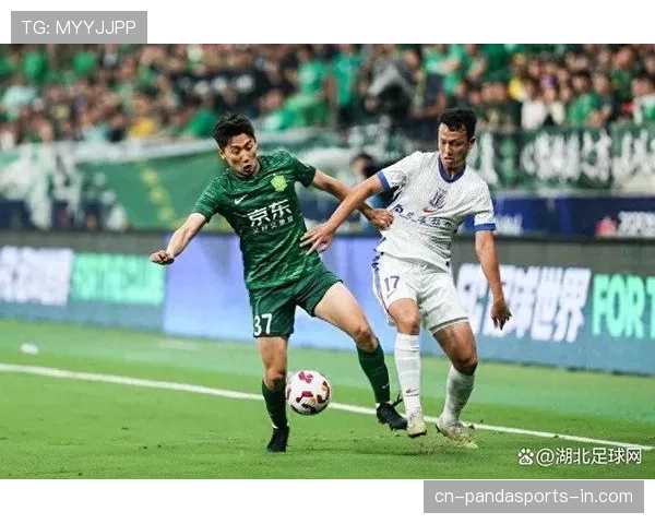 北京国安防线站位问题频现，身后空当成对手突破口